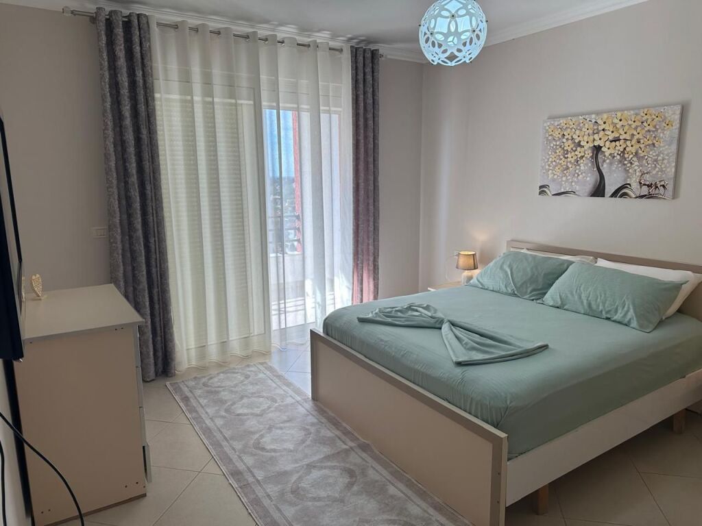 Apartment 2+1, Garden City!