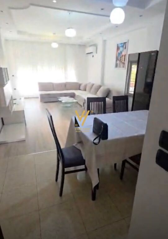 APPARTAMENTO 2+1+BLK IN AFFITTO IN VIA ELBASAN 1.200 EURO