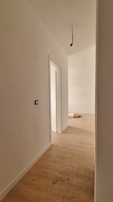 Apartament 2+1+2 per shitje Tek Univers City !