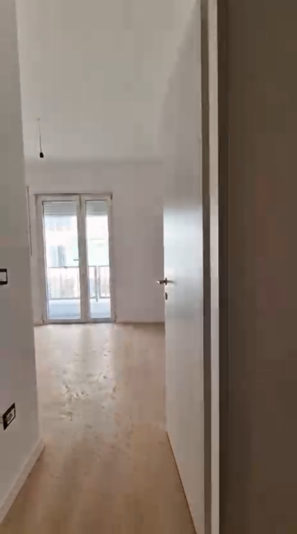 Apartament 2+1+2 per shitje Tek Univers City !