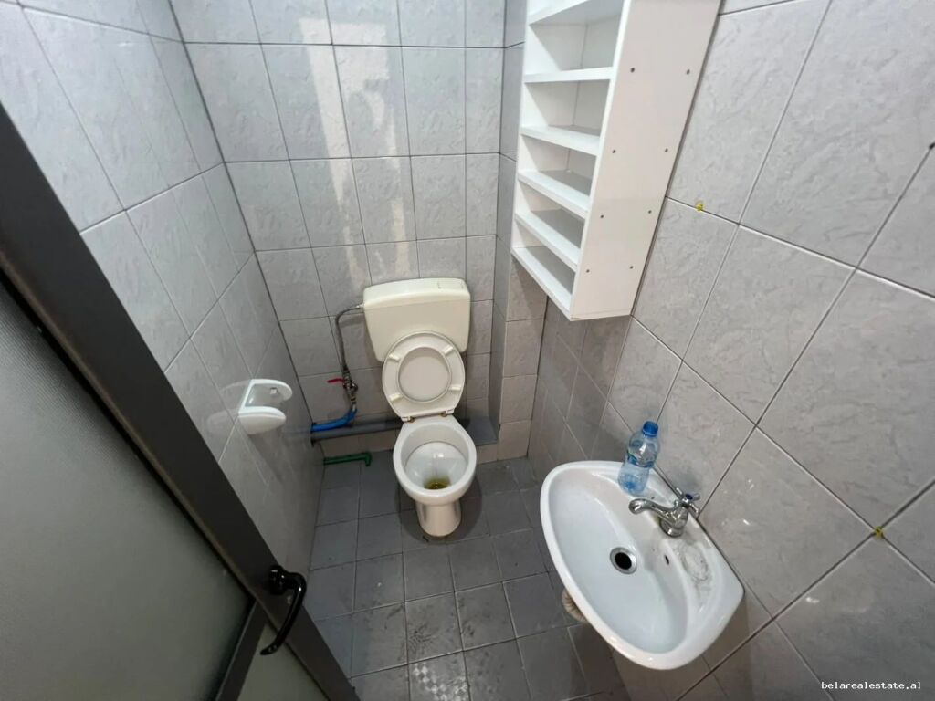 Negozio Duplex In Affitto A Myslym Shyr (ID BD21901) Tirana