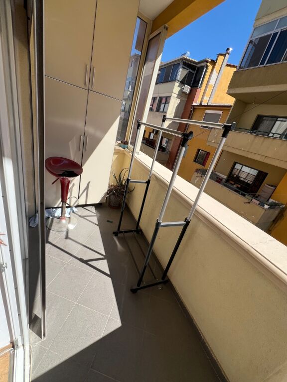 Jepet me qira apartamet 2+1+Bllk tek Kodra Diellit