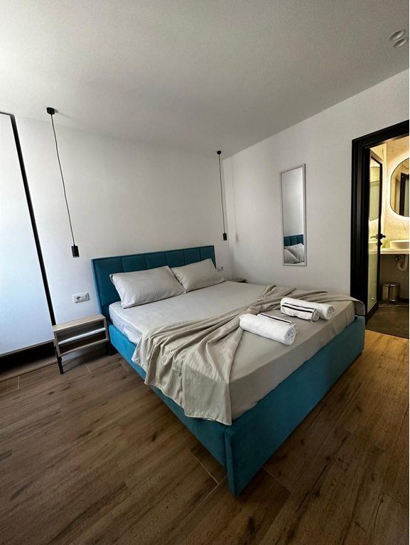 Shitet Apartament 2+1 në Rrugën "Qemal Stafa", pranë "Qendrës Lincoln"