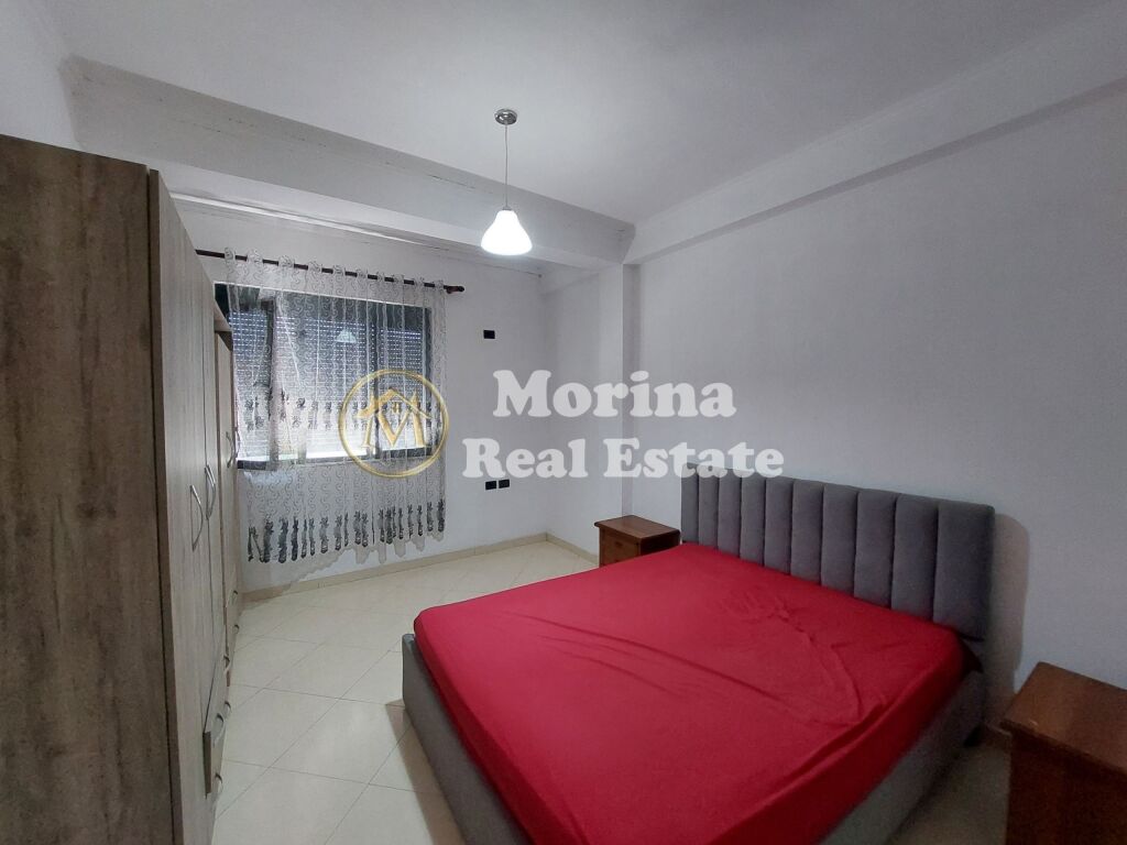 Rent | Shtëpi private 2 + 1 | Shkolla e Bashkuar | 450 €/month