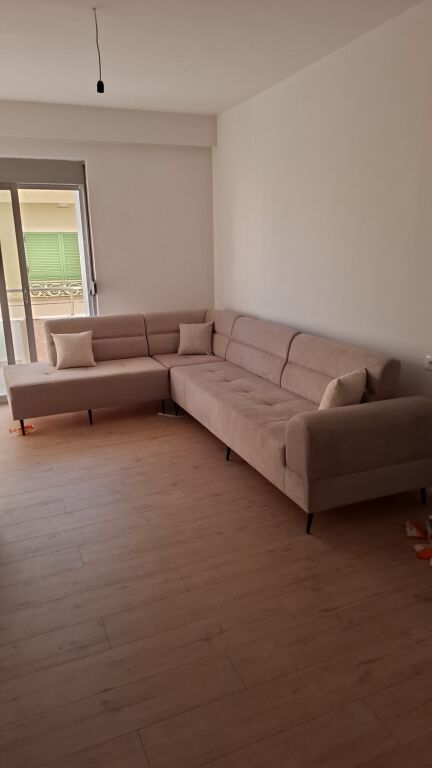 Apartament për shitje