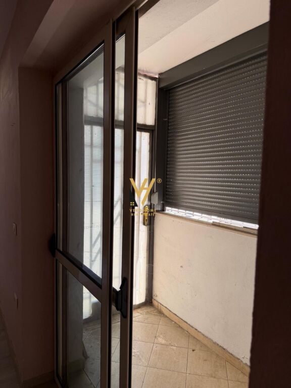 OFFICE 56 M2 FOR RENT AT GARDA 90,000 LEKE
