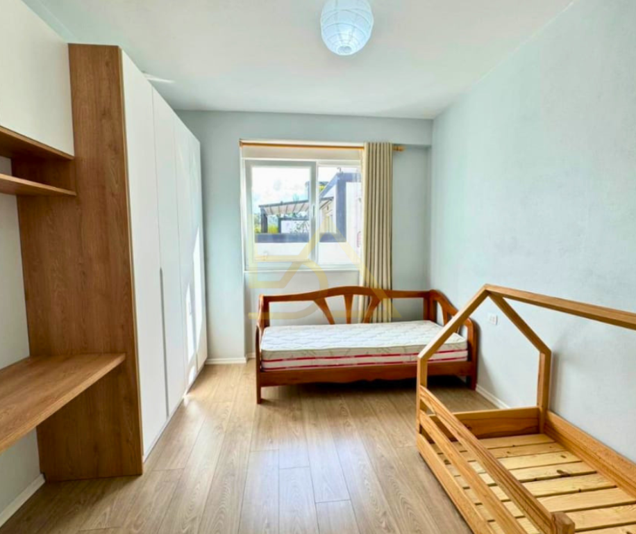 Apartament 2+1+2 për Shitje – Liqeni i Thatë, pranë Parkut Zoologjik, Tiranë
