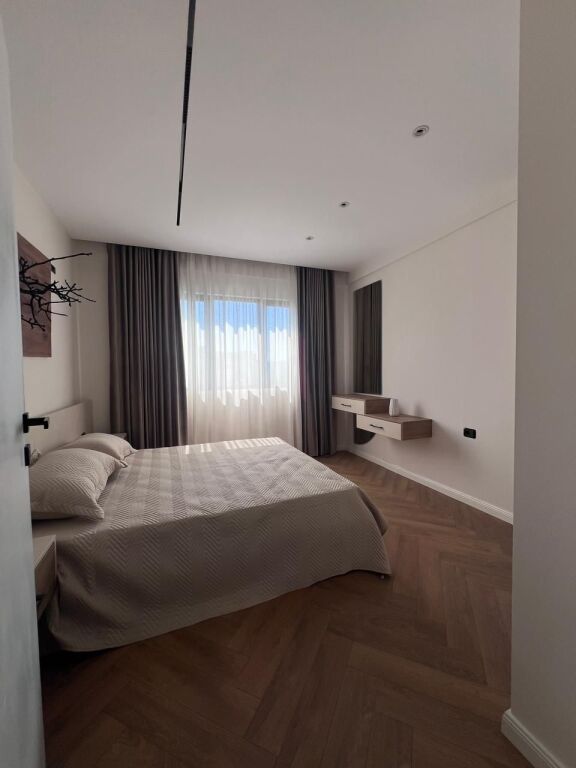 SHITET APARTAMENT 2+1 PRANE DELIJORGJIT