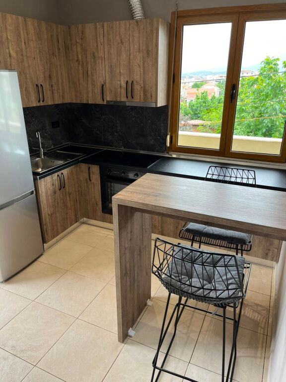 Jepet me qira 1+1 Qytet Studenti 400€