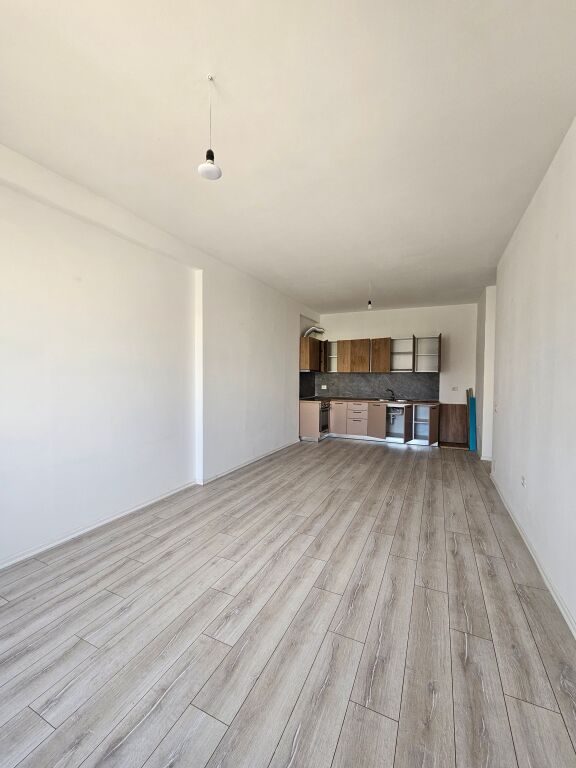 FOR RENT APARTMENT 2+1+2 WC – GRAND GALERI, YZBERISHT (Empty) price 45,000 leke