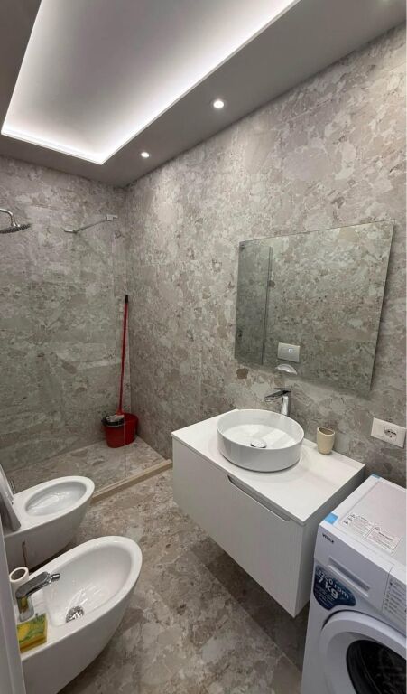 Affitto | Apartament 1 + 1 | Brryli | 600 €/mese