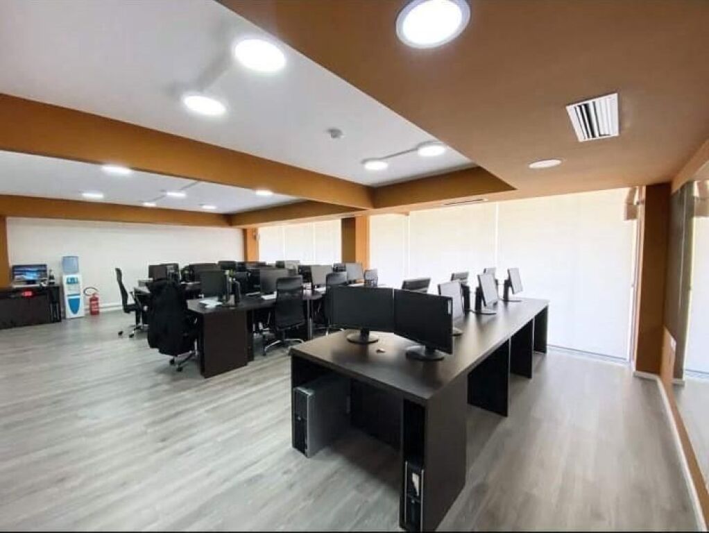 Premises for rent Willson square  200 m2 !