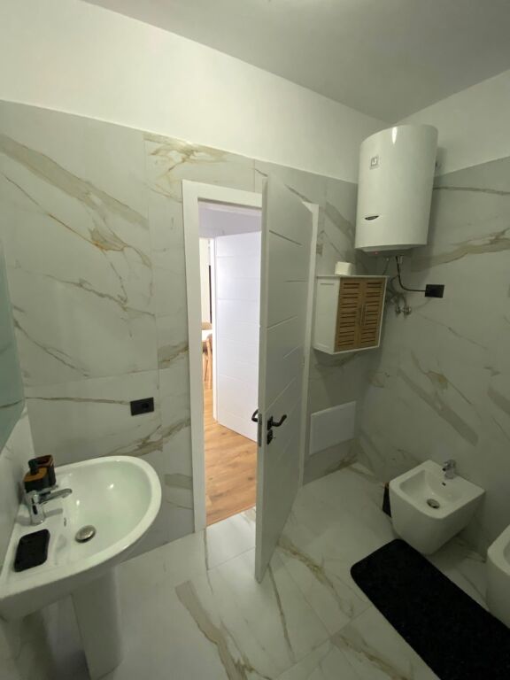 Paskuqan , 2+1+2wc furnished for rent