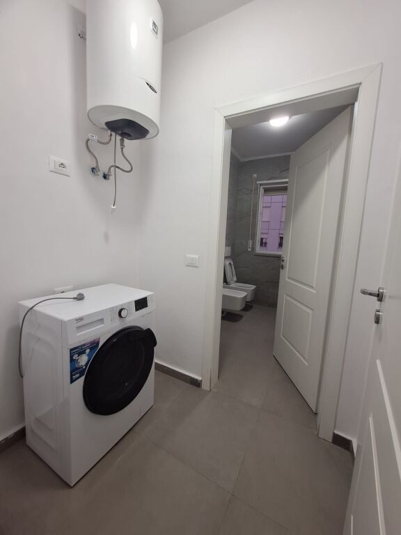 📣 Apartament 2+1+2 me 2 ballkone me qera