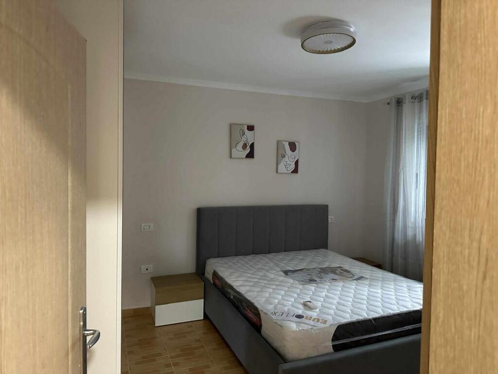 Qera | Apartament 2 + 1 | Rruga Bardhyl | 550 €/muaj