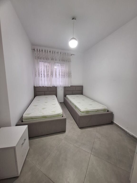 📣 Apartament 2+1+2 me 2 ballkone me qera
