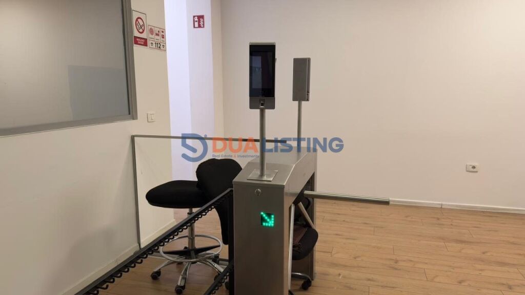 Locale commerciale in affitto 540 m²– Bllok vicino all'ex LSI