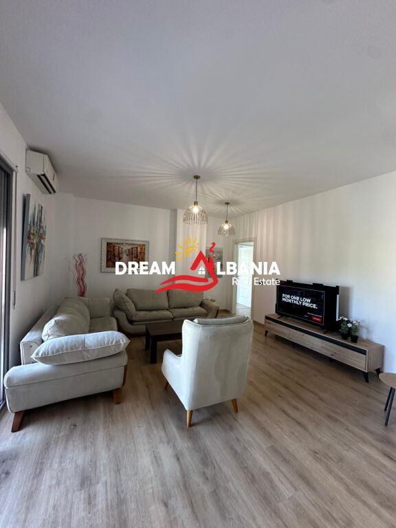 Super Apartament 2+1+2 me qera ne Bllok te Rruga e Kosovareve (ID 42214448).