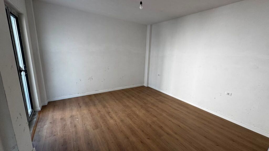 🏡 Appartamento 1+1 in Vendita – Quartiere 2, Korçë