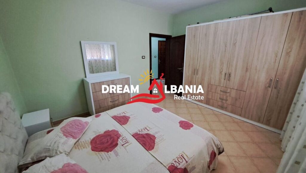 Appartamento 1+1+Cucina Separata in Vendita a Xhamllik, Vicino a Piazza Shtraus (ID 5119003)