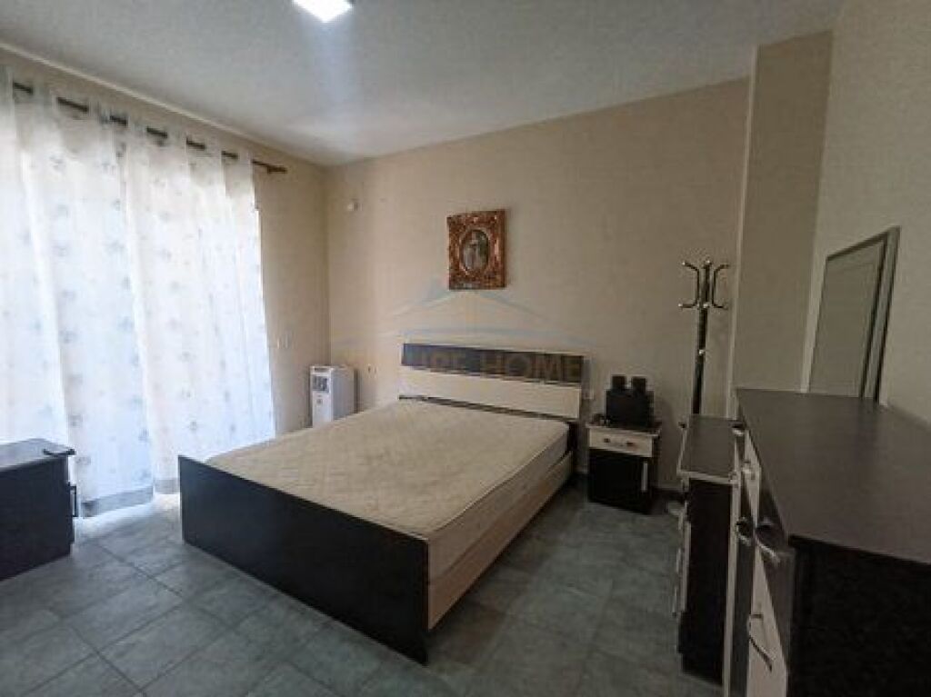 AFFITTASI APPARTAMENTO 1+1, Laprake