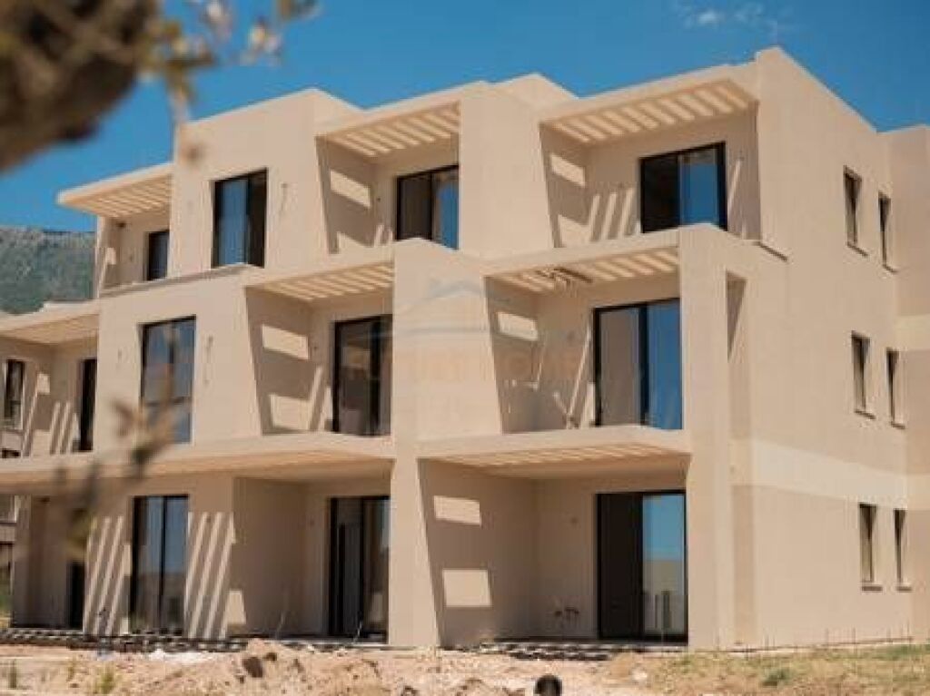 In vendita, Villa su 2 piani, San Nicolas, Palasë