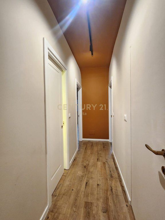 SHITET APARTAMENT 2+1+2 PAMJE DETI NE DURRES!!!