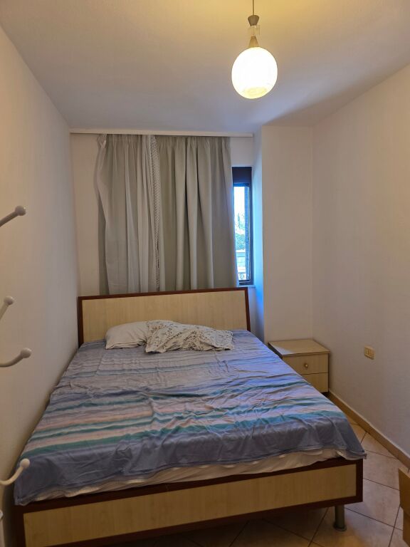 🏡 Apartament 2+1 me qira – Pranë Zogut të Zi | 550€/muaj