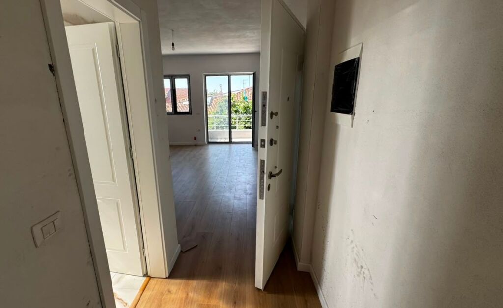 🏡 Appartamento 1+1 in Vendita – Quartiere 2, Korçë