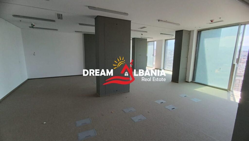 Locale per ufficio in affitto a Downtown One, Viale “Bajram Curri”.(iD 42611401)