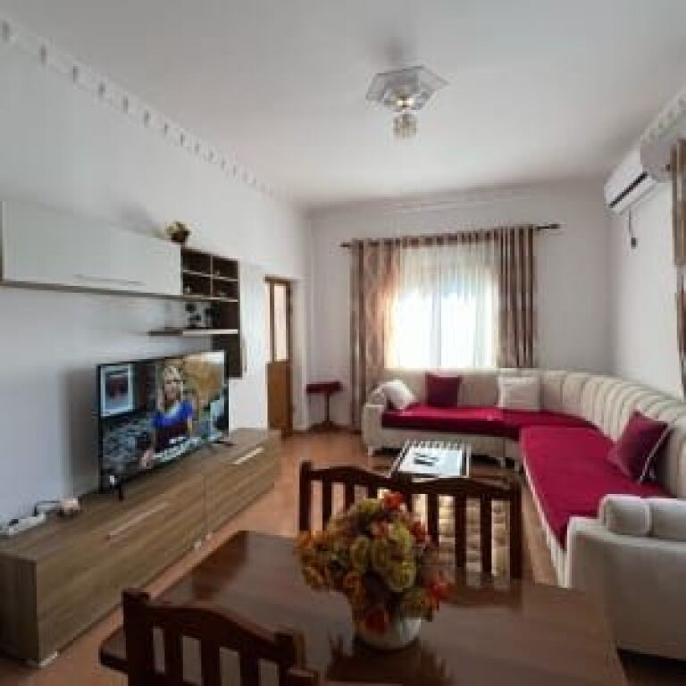 JEPET ME QERA APARTAMENT 2+1 + PARKIM – 50.000 Lek/Muaj