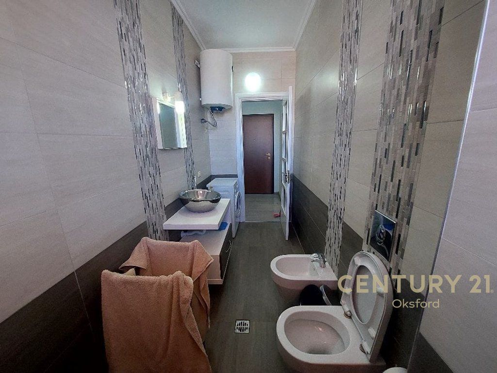Appartamento 1+1 vicino a Pasticeri Elezaj Vlore