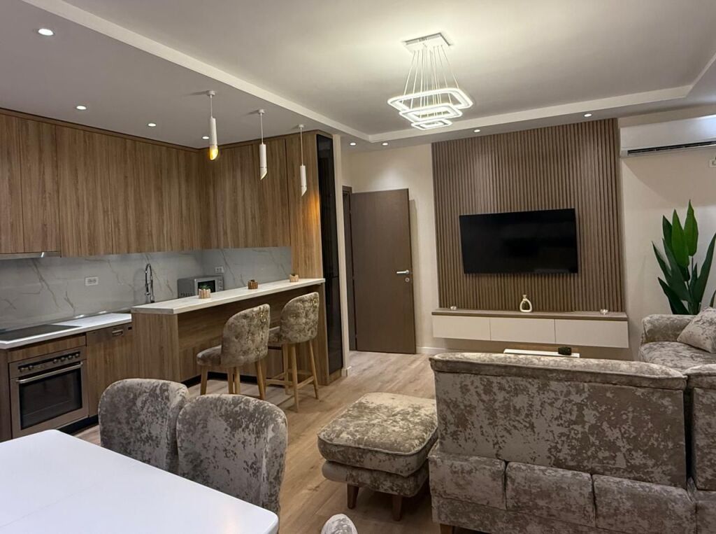 🏡 **Modern Apartment 2+1+2+Parking for Rent – Dry Lake, near Hotel Radisson, Tirana