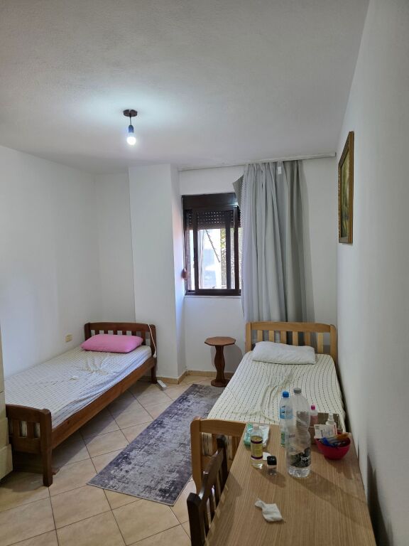 🏡 Apartament 2+1 me qira – Pranë Zogut të Zi | 550€/muaj