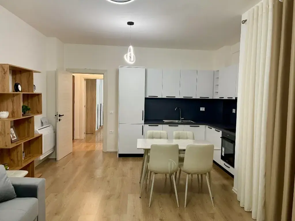 Affitto | Apartament 1 + 1 | Paskuqan | 450 €/mese