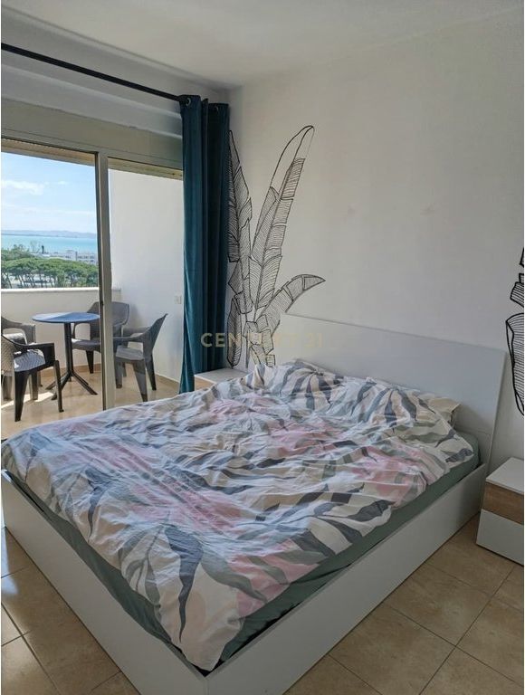 Apartament 2+1 me pamje deti  në Plazh, Durrës !
