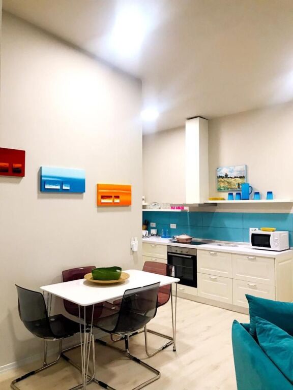 Shitet Apartament 2+1