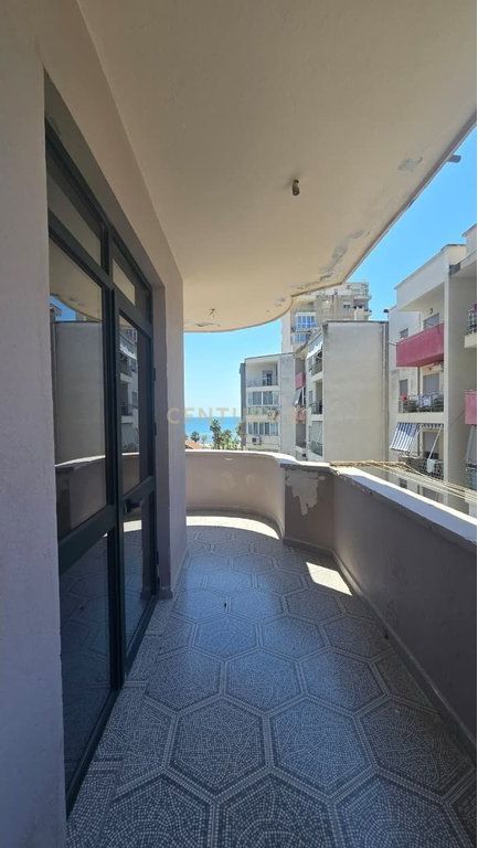 SHITET APARTAMENT 2+1+2 VOLLGA, DURRES !!!