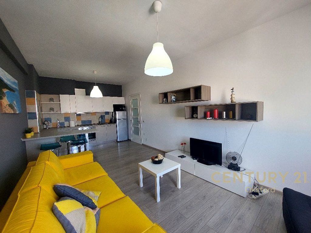 Appartamento 1+1 vicino a Pasticeri Elezaj Vlore