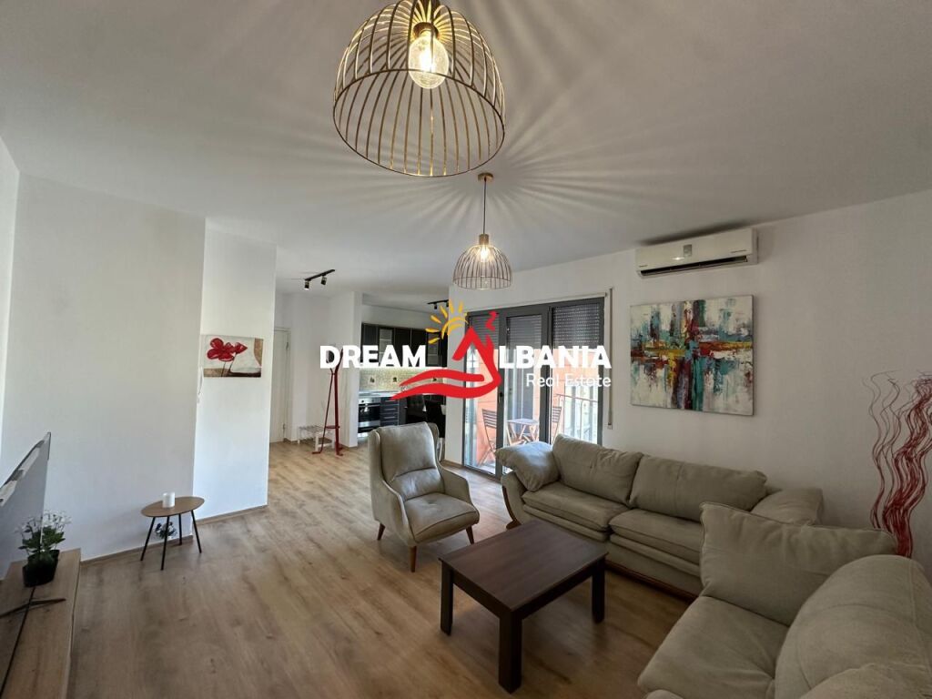 Super Apartament 2+1+2 me qera ne Bllok te Rruga e Kosovareve (ID 42214448).