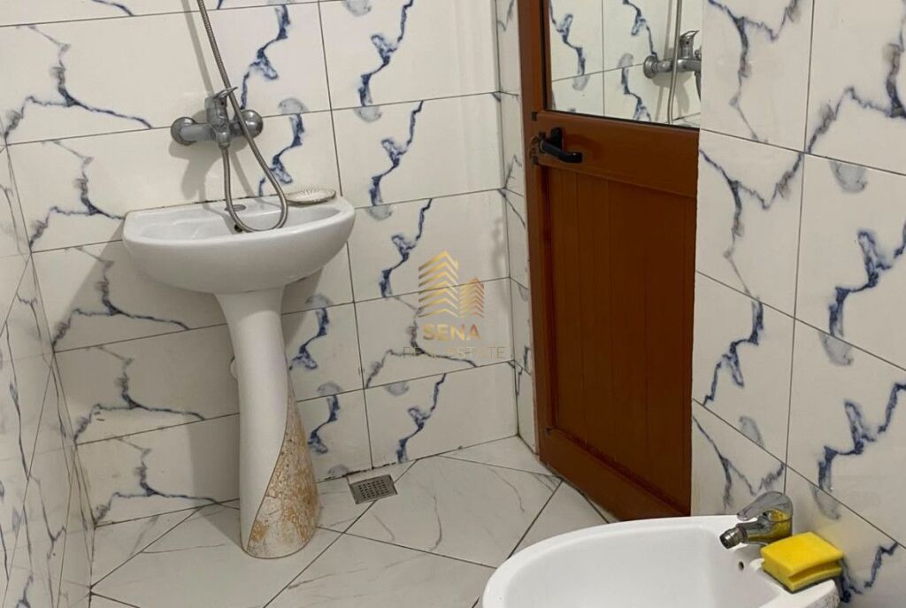 Rent, Private Entrance 1+1, Laprake, 35,000 Lek/Month