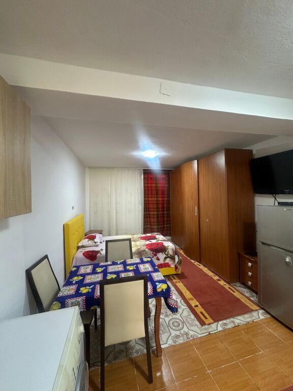 Rent | Garsoniere | Tregu i Ri Elektrik | 350 €/month