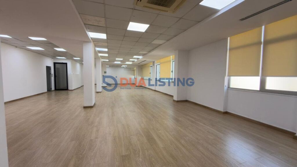 Office space for rent 330 m2– Near former LSI