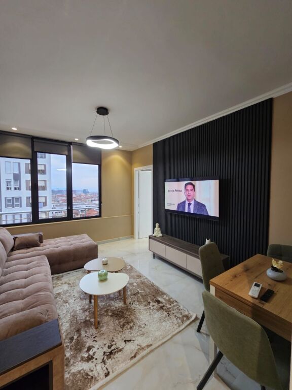 Jepet Me Qera Apartament 1+1+1 Ballkon