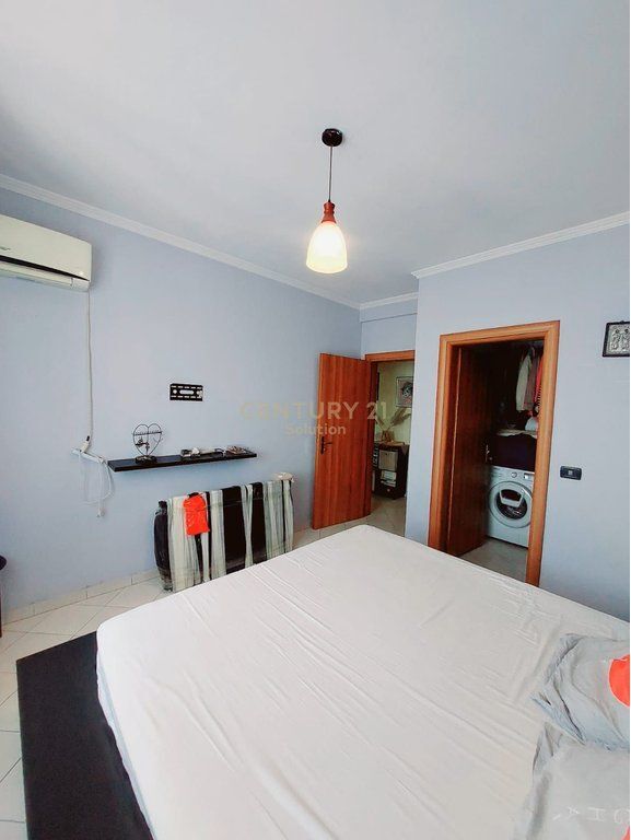 SHESIM APARTAMENT 2+1+2 NË ASTIR
