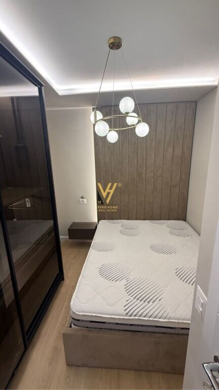 JEPET APARTAMENT 1+1+BLK ME QERA TEK MARTENITETI I RI 50.000 LEKE