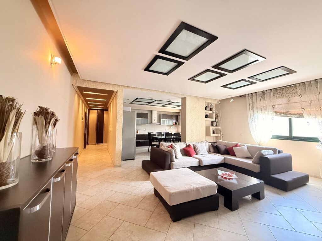 Appartamento 2+1 in Affitto – Vlora