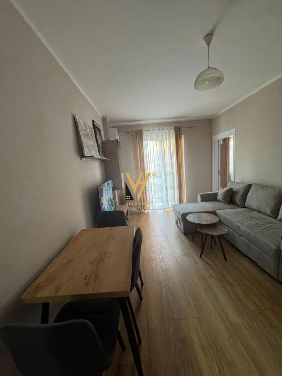 JEPET APARTAMENT 2+1+BLK ME QERA TEK 5 MAJI 60.000 LEKE