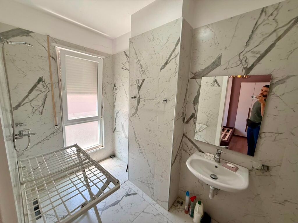 📣 RENT Apartment 2+1+2 📍 Street “5-Maji”, Near Bar “ODA” ✨💶 Price 50,000 Leke (Net)