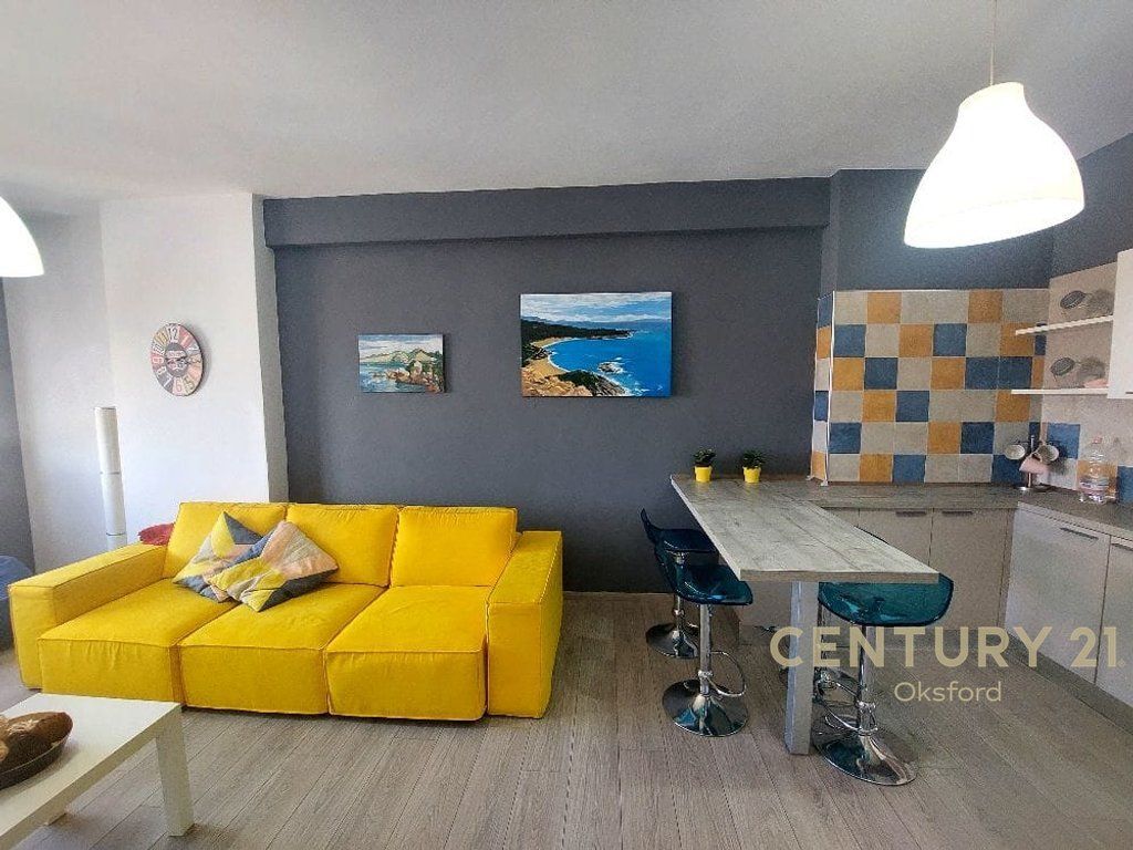 Appartamento 1+1 vicino a Pasticeri Elezaj Vlore